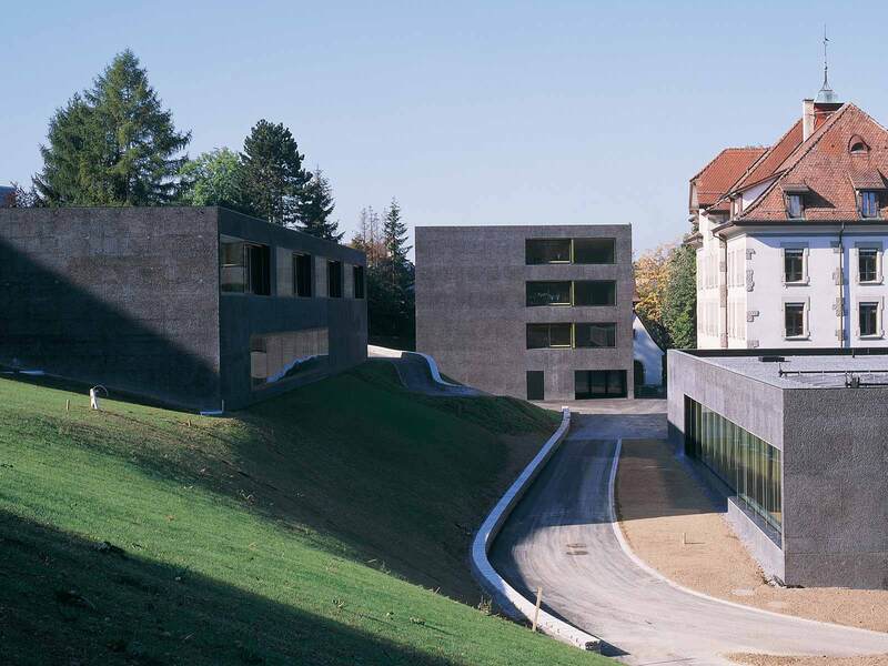 Daniele Marques: Schulhaus Villa Thérèse - best architects 07