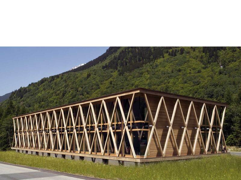 Renato Maurizio und Reto Maurizio: Gewerbezentrum Punto Bregaglia - best architects 10