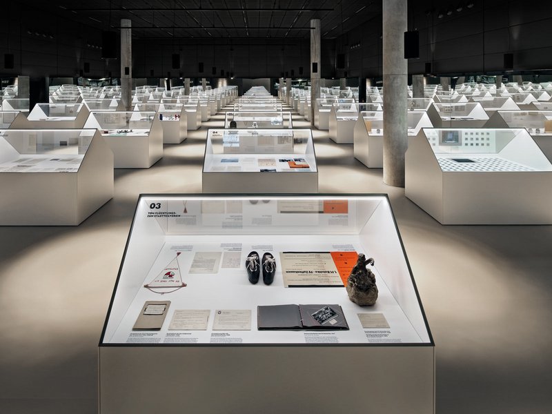 jangled nerves: „Ihr und Wir“ - best architects 11