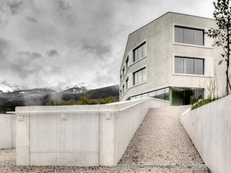 Pedevilla Architekten: Grundschule Rodeneck - best architects 13