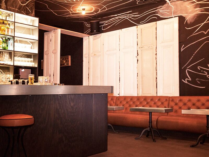Arnold / Werner: James T. Hunt Bar - best architects 14
