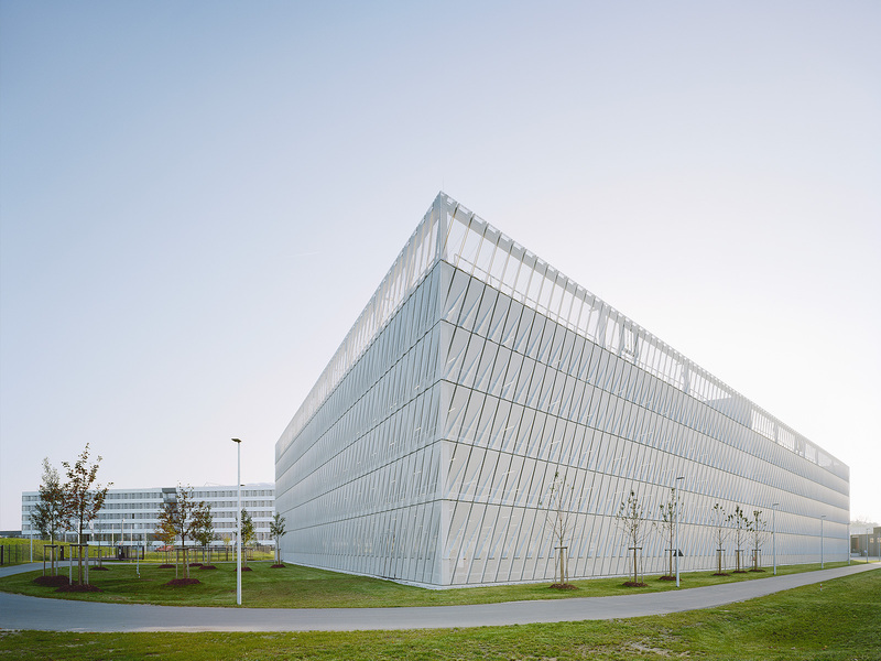 agps architecture: adidas Parkhaus Nordost - best architects 16