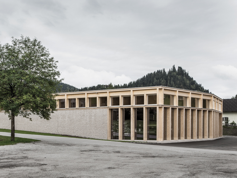 LP architektur: MPREIS St. Martin  - best architects 18 in Gold