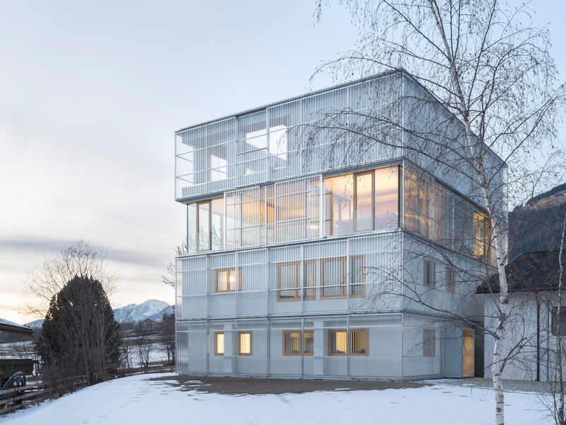 stifter + bachmann: Studio + Living + Production - best architects 18