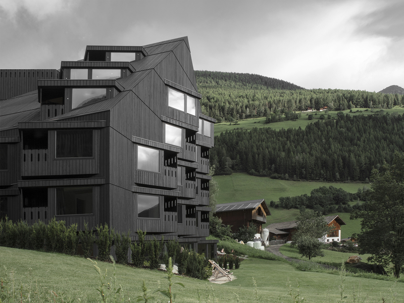 Pedevilla Architects: Hotel Bühelwirt - best architects 19