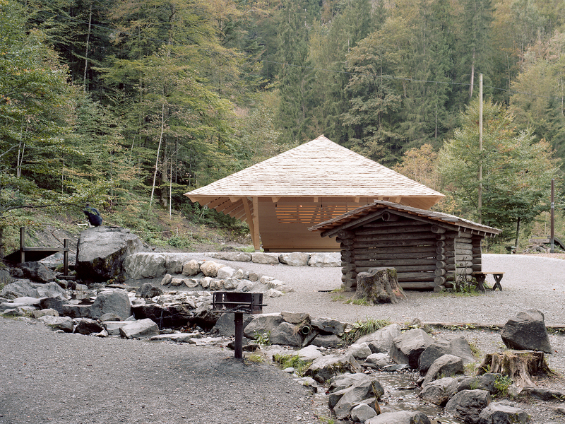 HILDEBRAND: Wasserhaus Blausee - best architects 19