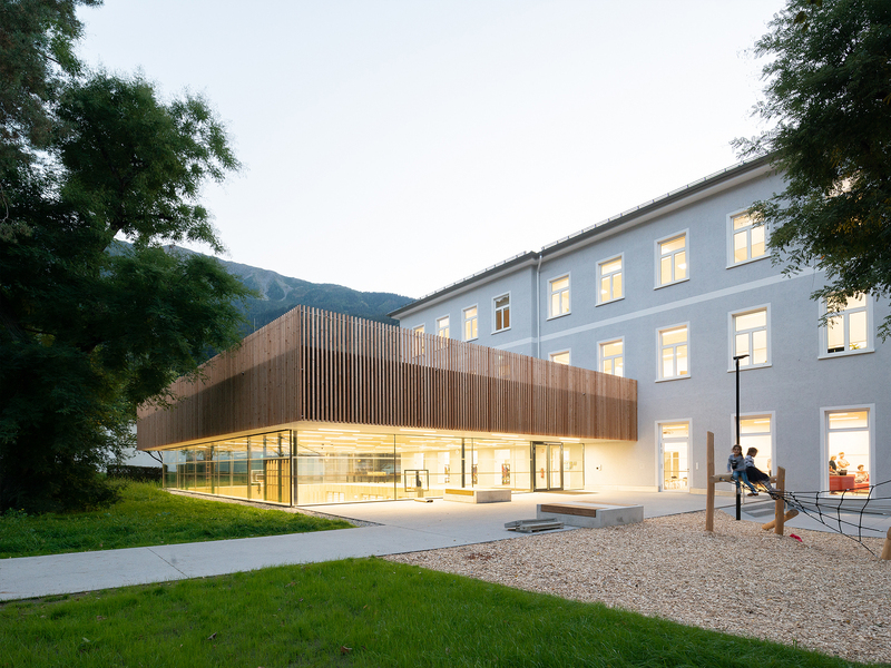 Franz&Sue: Volksschule Angedair - best architects 20