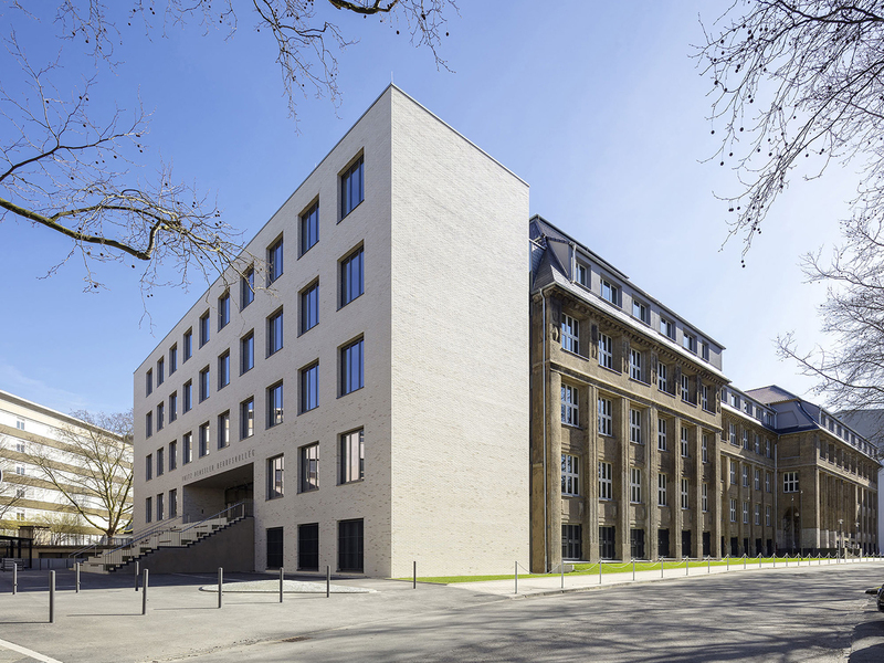 SSP : Fritz-Henßler-Berufskolleg - best architects 20