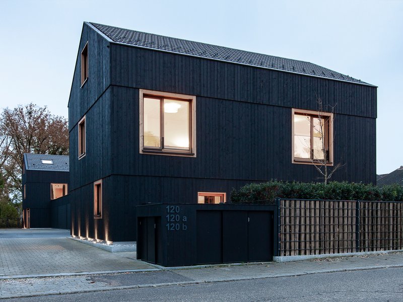 ROBERT MAIER ARCHITEKTEN: Black Trinity - best architects 23